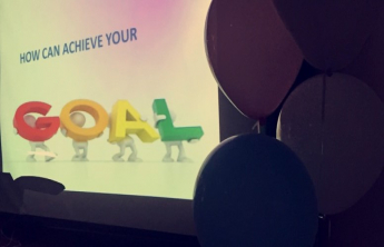 فعالية (How to achieve your goals) من إعداد قسم اللغة الإنجليزية